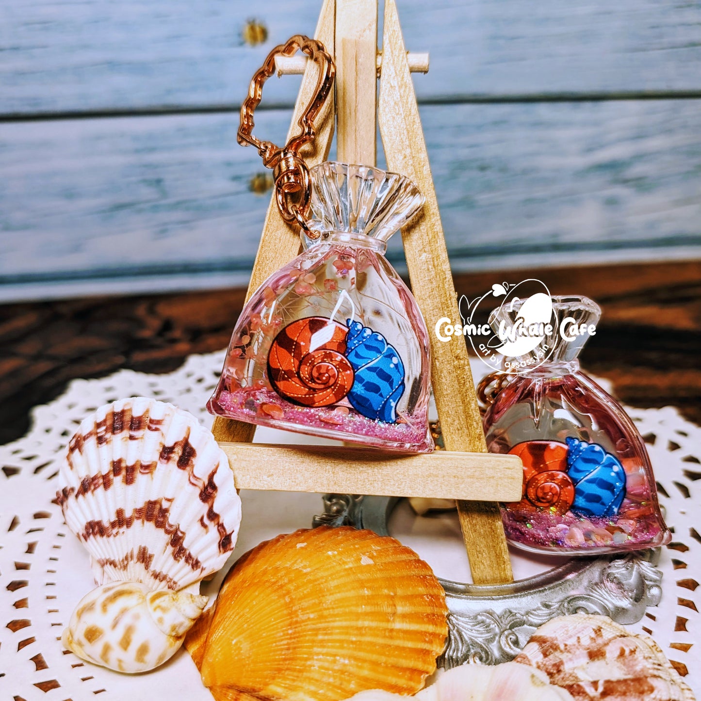 Genshin Impact - Seaside Memories Pink Glitter Liquid Shaker Charm